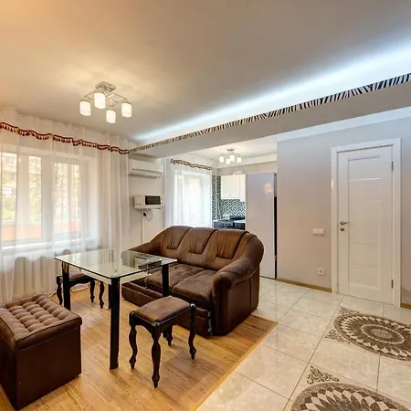 Excellent Druzhby Narodov Boulevard 3a. Lybedskaya Metro Station Apartmán *