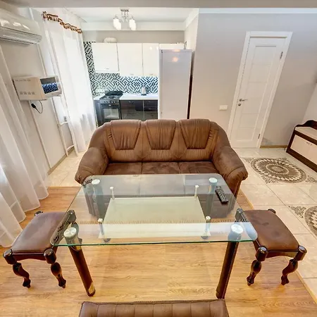 Apartmán Excellent Druzhby Narodov Boulevard 3a. Lybedskaya Metro Station *